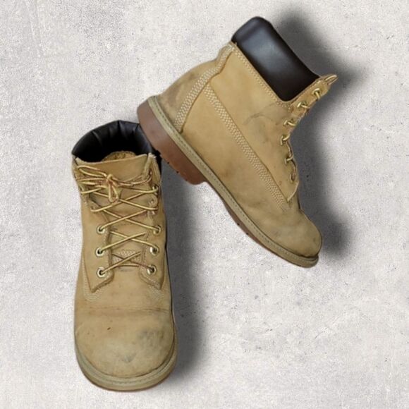 TIMBERLAND 6-INCH NUBUCK LEATHER WATERPROOF BOOTS, SIZE 7 - Picture 1 of 11